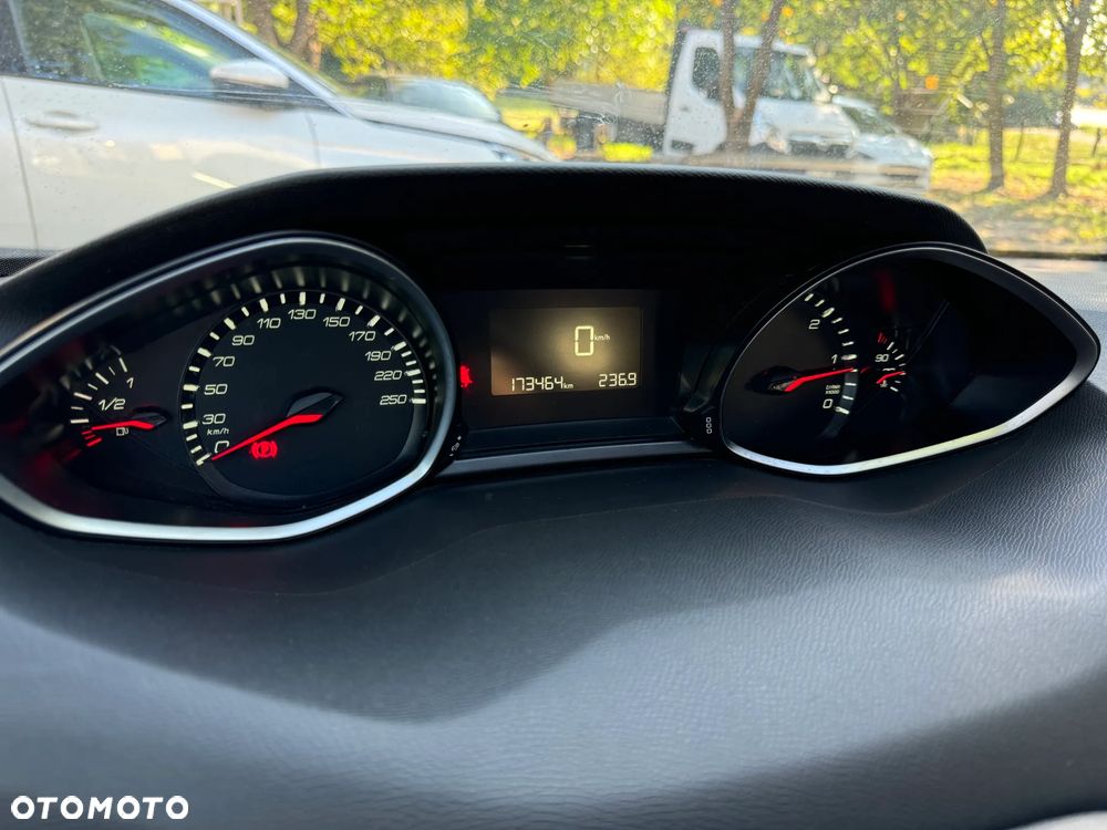 Peugeot 308 BlueHDi FAP 130 Stop & Start Active Pack - 12
