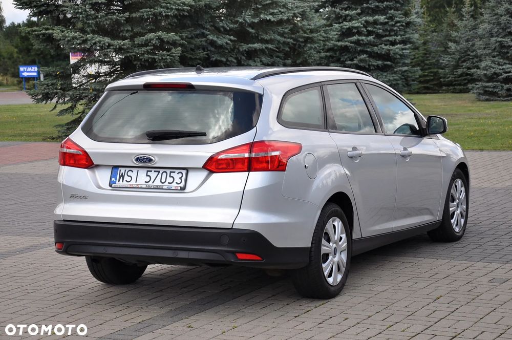 Ford Focus 1.5 TDCi DPF Start-Stopp-System Business - 12