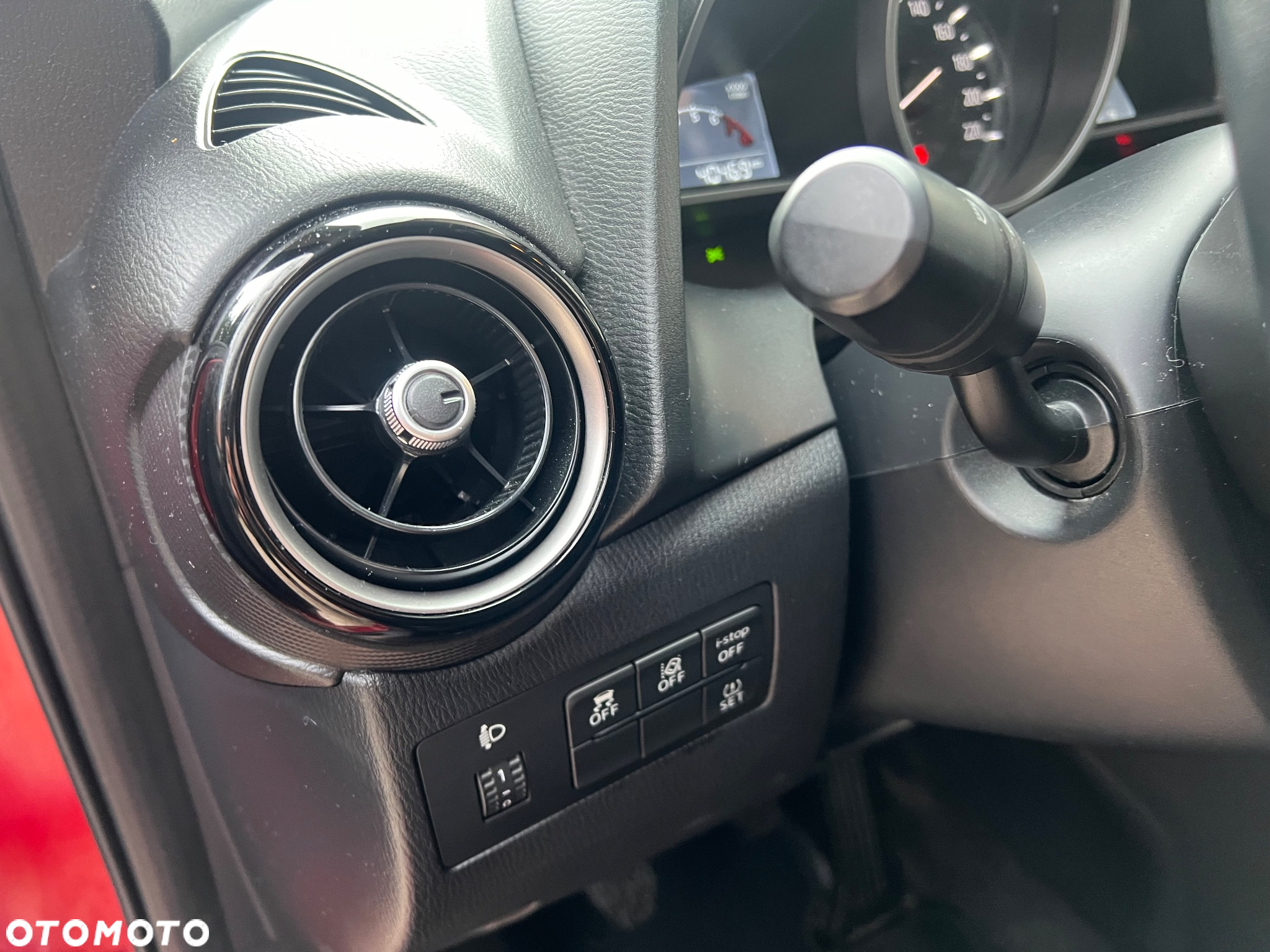Mazda 2 SKYACTIV-G 90 KIZOKU - 25