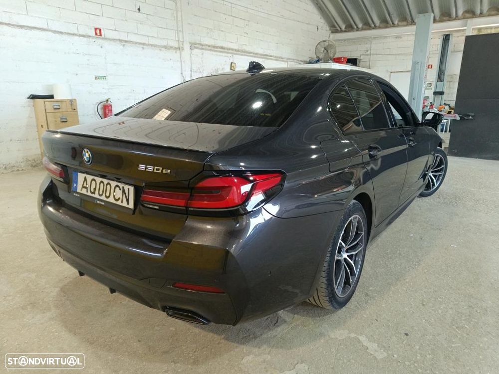 BMW 530 e Pack M - 3
