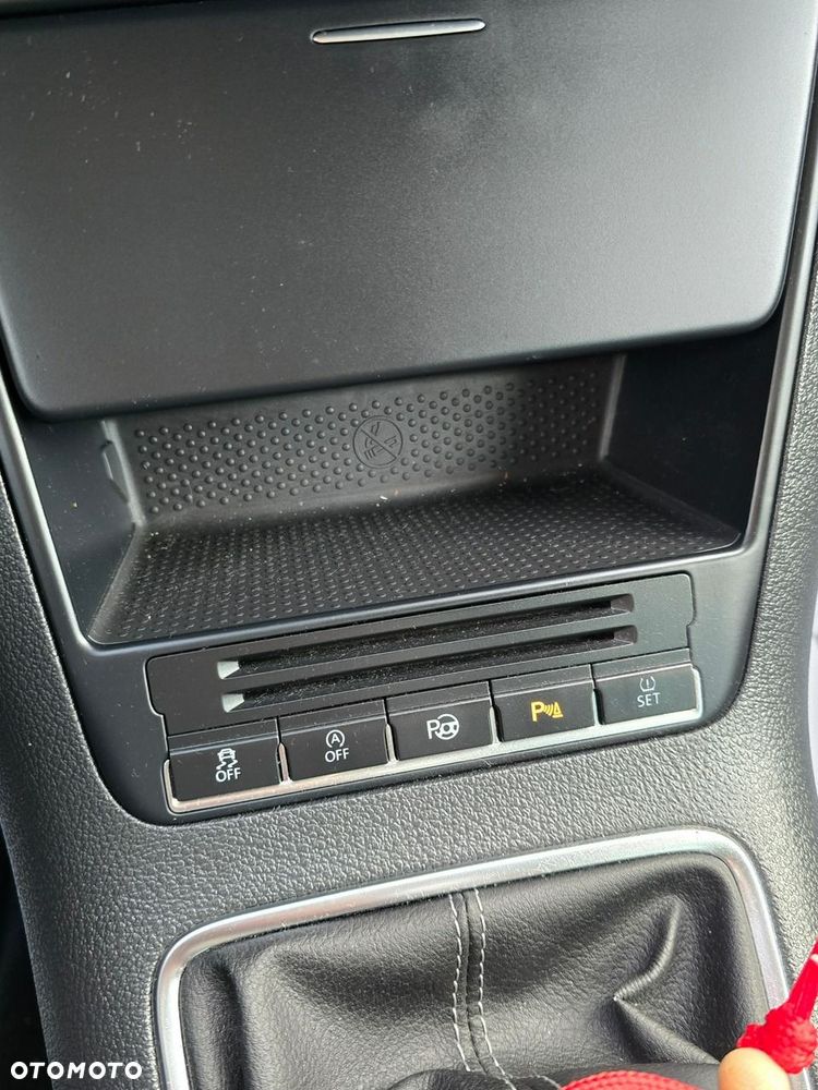 Volkswagen Tiguan - 30