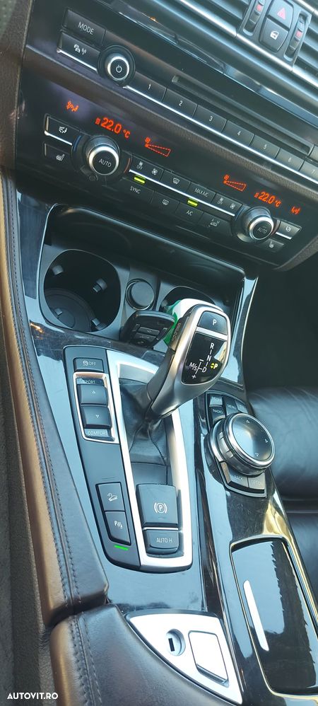 BMW Seria 5 530d xDrive AT - 13