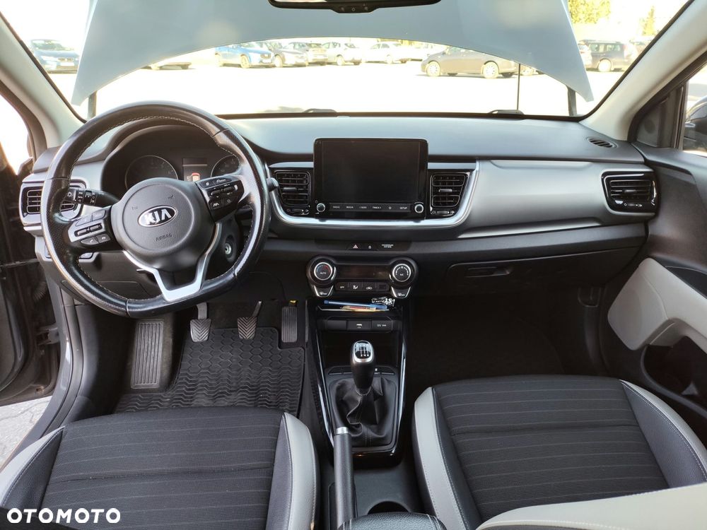 Kia Stonic - 2