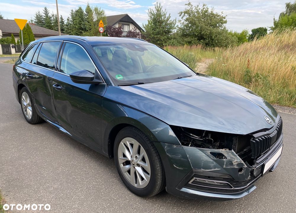 Skoda Octavia 2.0 TDI DSG Ambition - 4