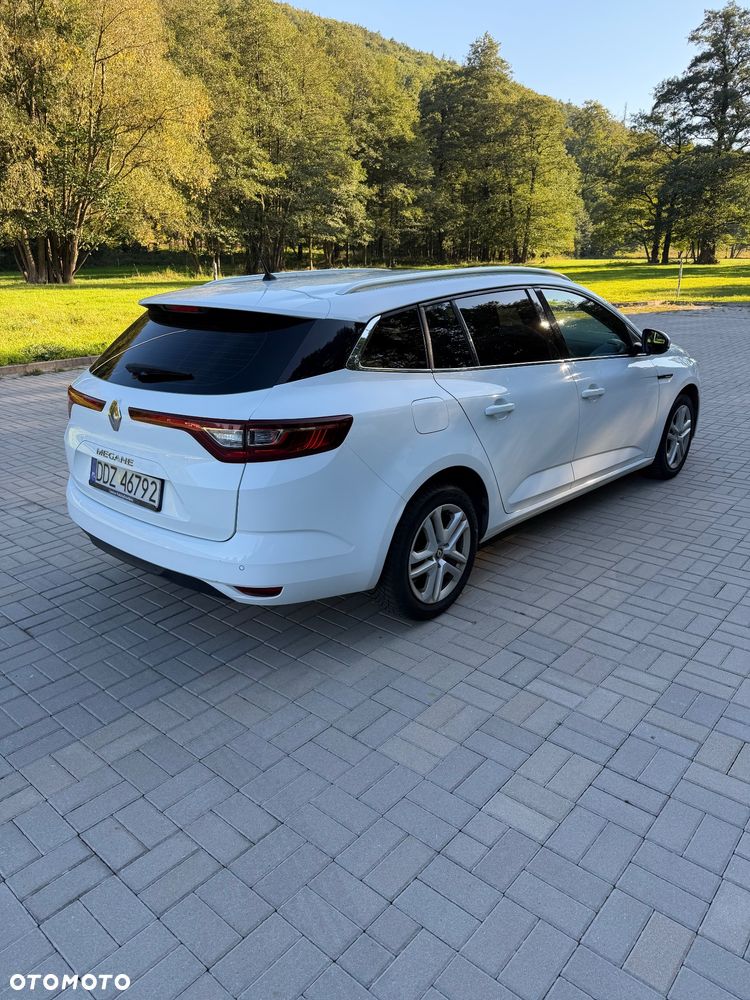 Renault Megane 2018 photo 5