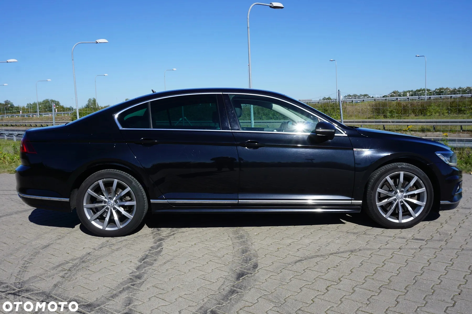 Volkswagen Passat 2.0 TDI Bi-Turbo BMT 4Mot Highline DSG - 10
