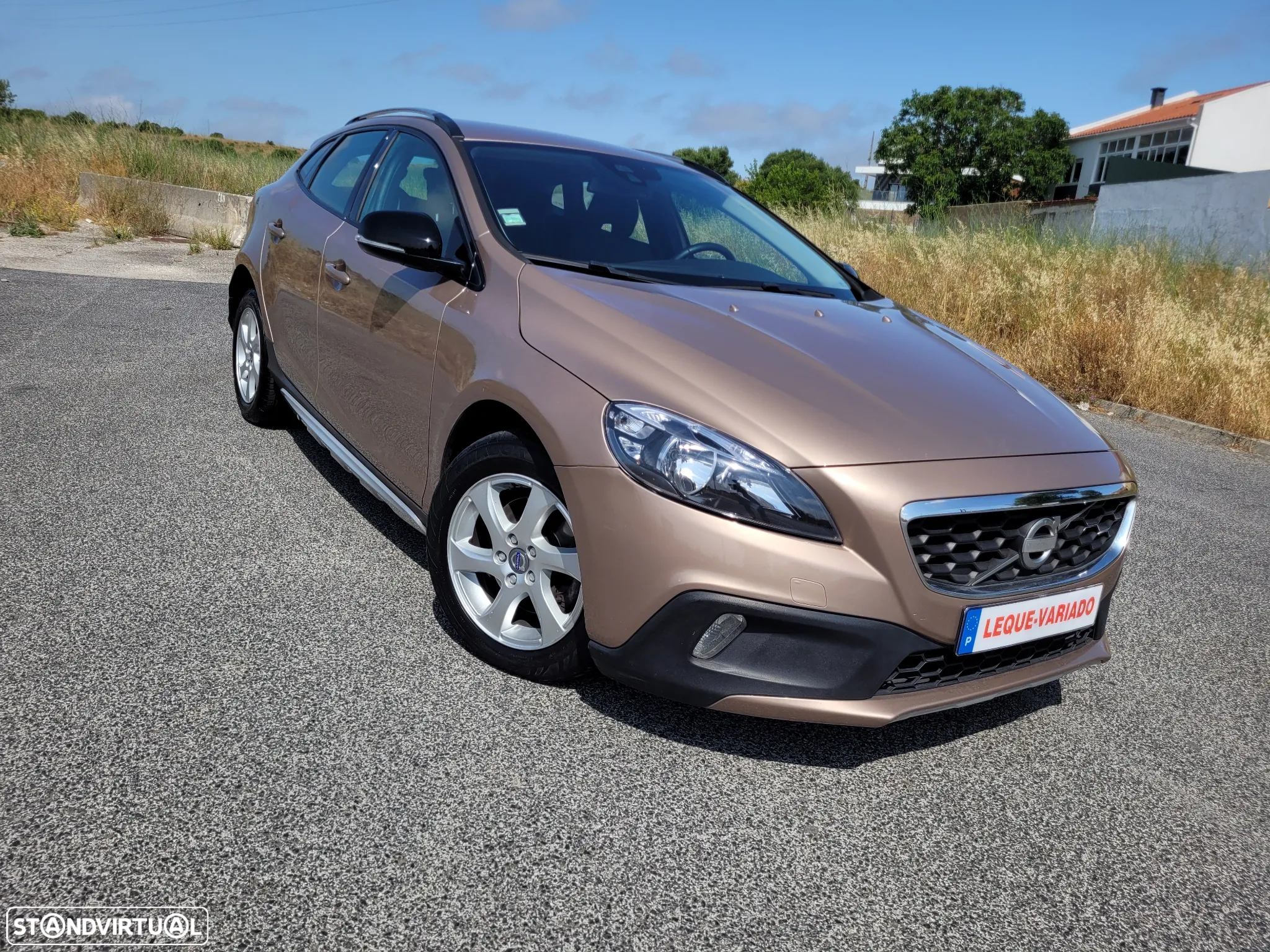 Volvo V40 Cross Country 1.6 D2 VOR - 14