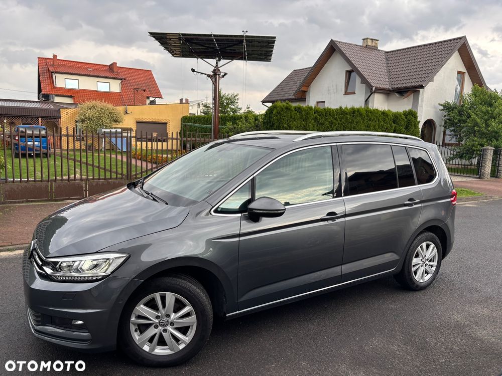 Volkswagen Touran 2.0 TDI SCR DSG Highline - 2