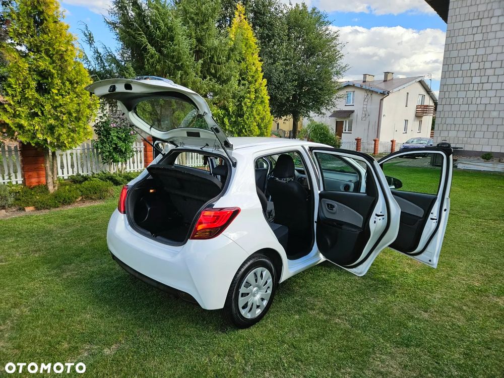 Toyota Yaris - 14