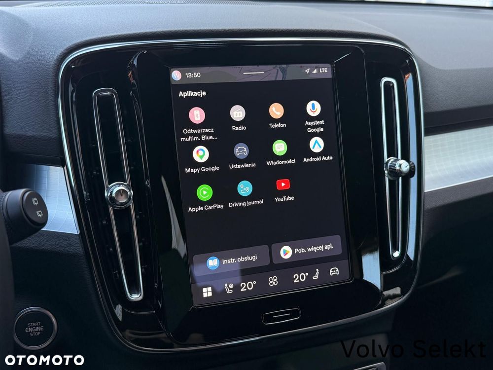 Volvo XC 40 B3 Plus Dark - 24