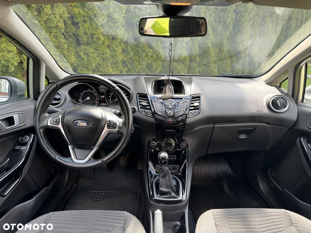 Ford Fiesta 1.0 EcoBoost STart-Stop Titanium - 14