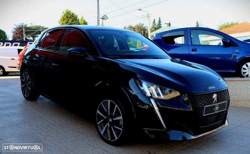 Peugeot e-208 50 kWh GT Line - 4