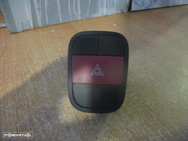 Interruptor B569 PEUGEOT BIPPER (AA) 2008 1.4HDI 68CV 3P BRANCO 4 Piscas PEUGEOT BIPPER 2008 1.4HDI 68CV 4P BRANCO - 3