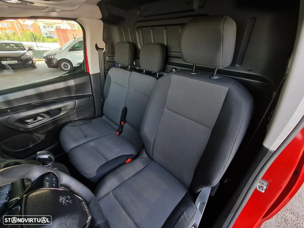 Peugeot Partner Asphalt 1.6 HDi 100cv Câmara CarPlay IVA Dedutível - 39