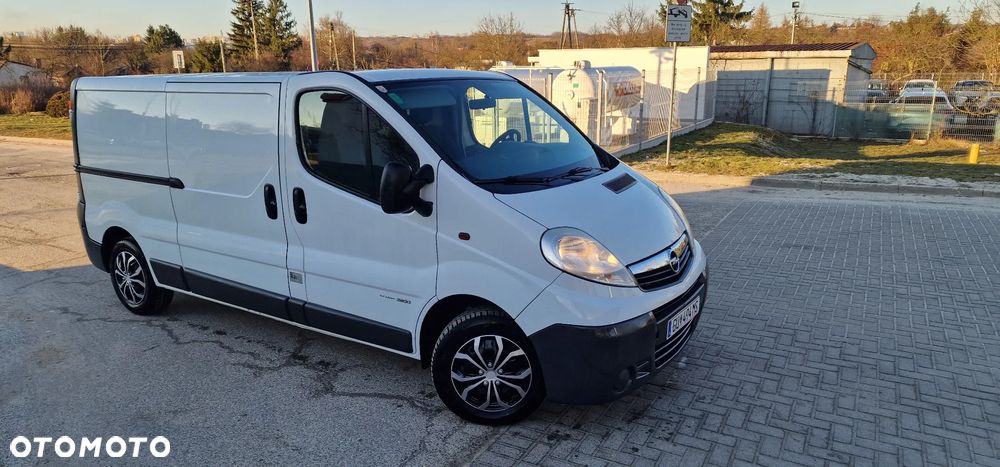 Opel Vivaro - 17