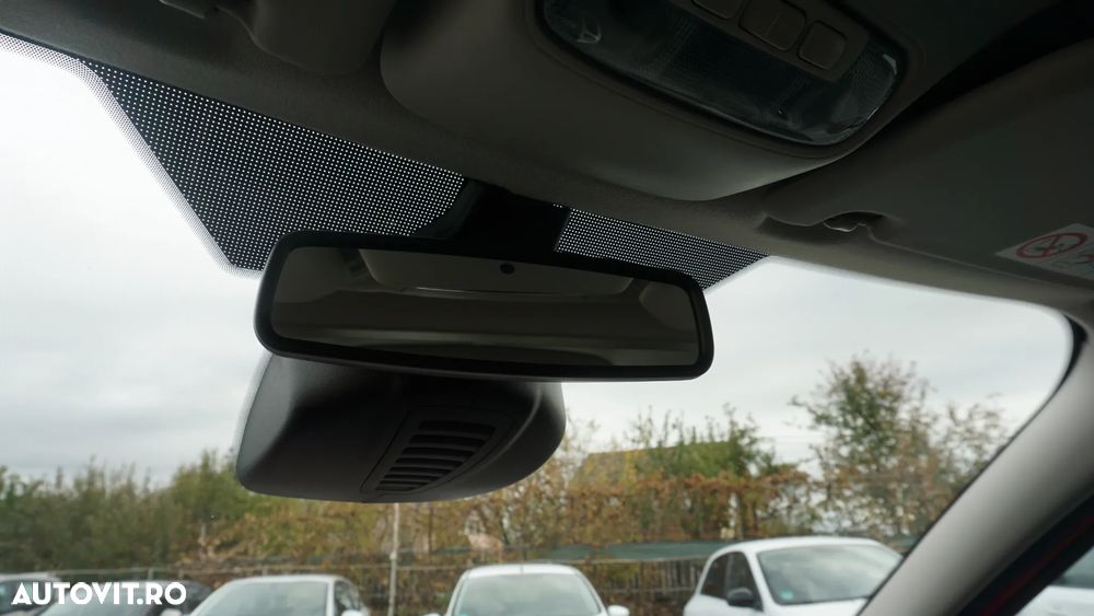 Ford Tourneo Connect 1.5 EcoBlue Start-Stop Titanium - 26