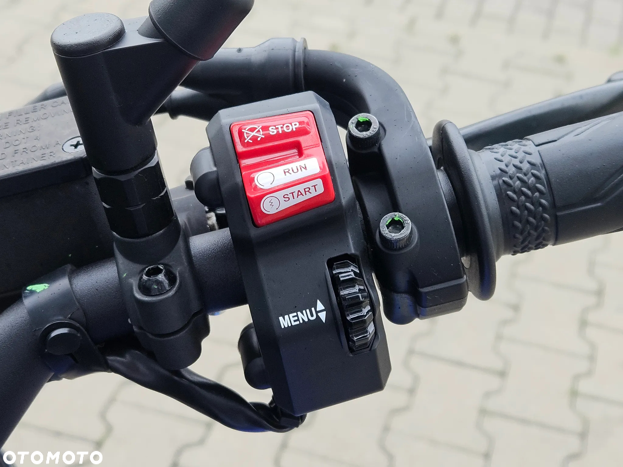 Yamaha MT - 9