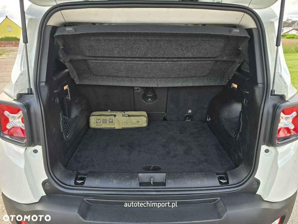 Jeep Renegade - 15