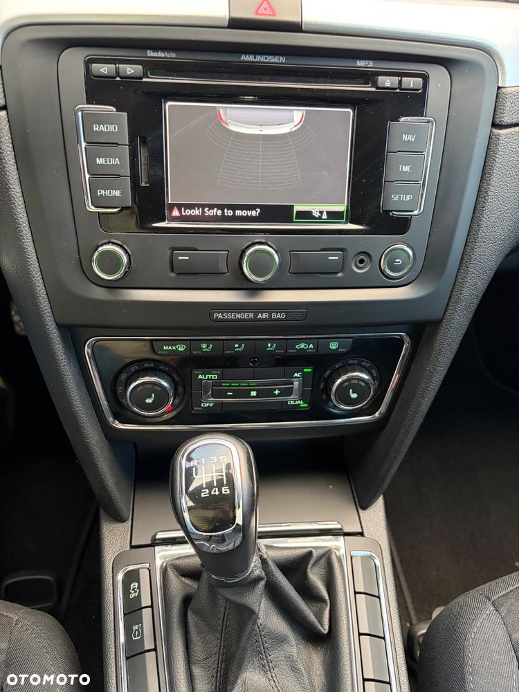 Skoda Superb 1.4 TSI Elegance - 28