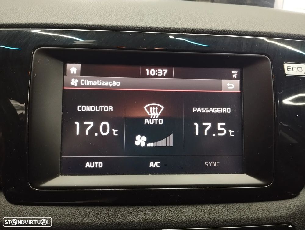 Kia Niro 1.6 GDi PHEV EX - 32