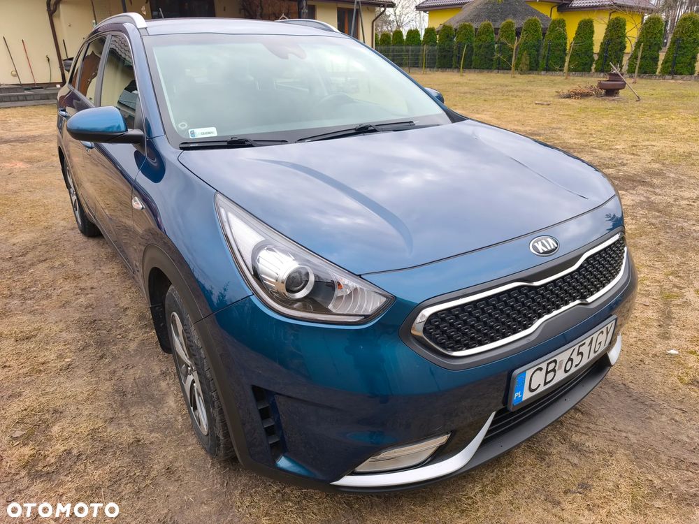 Kia Niro 1.6 GDI Hybrid L - 2