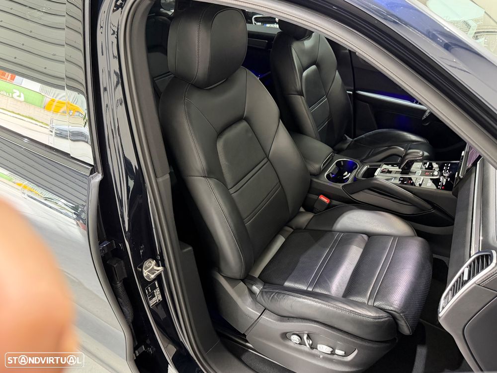 Porsche Cayenne E-Hybrid - 41