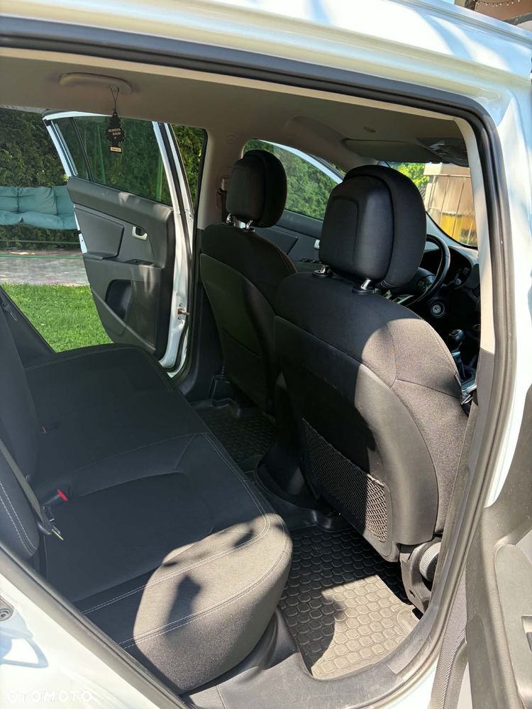 Kia Sportage 1.7 CRDI 2WD Attract - 14