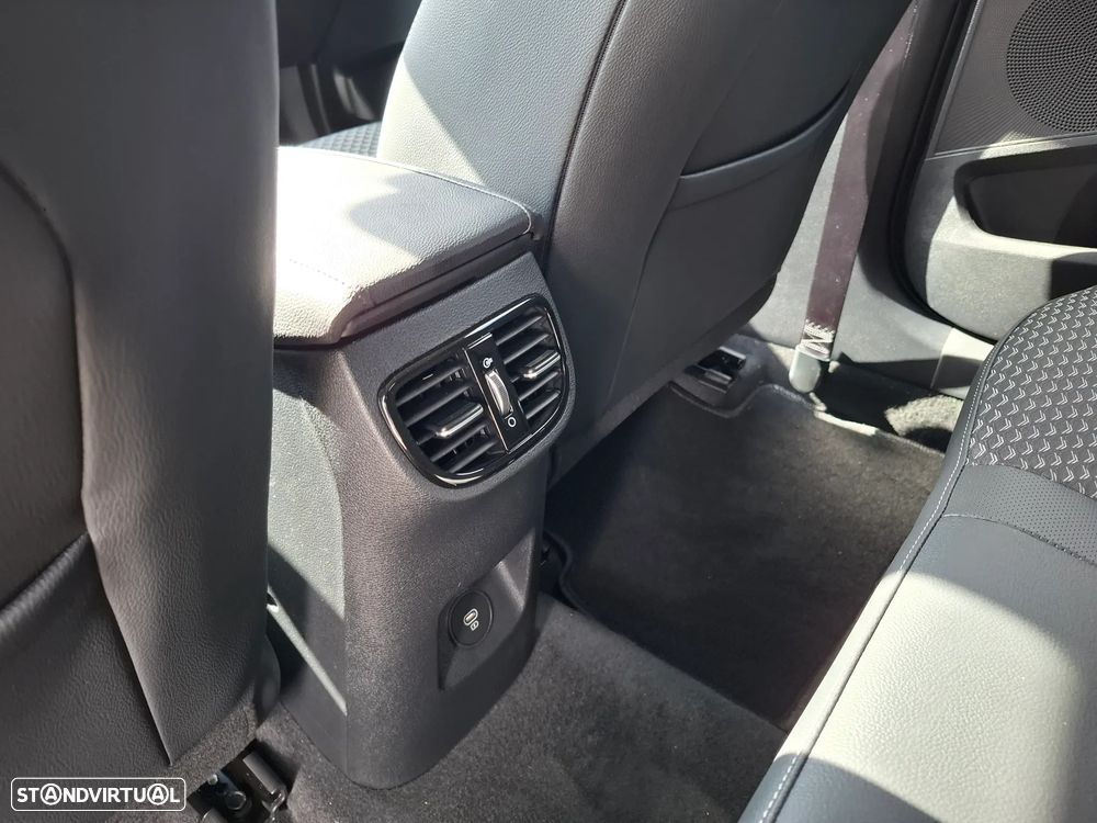 Kia XCeed 1.0 T-GDI Drive - 28