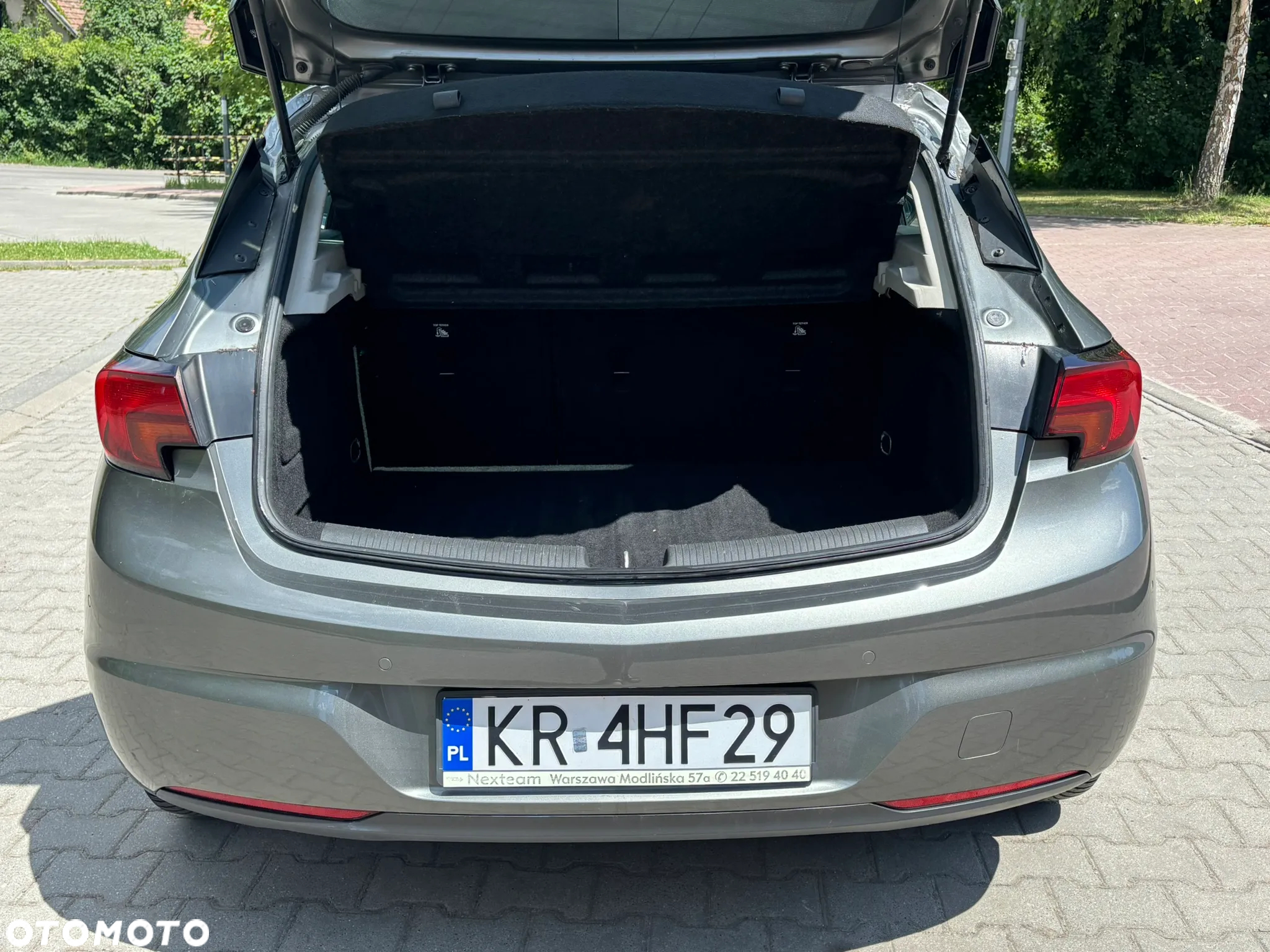 Opel Astra V 1.4 T Elite - 9