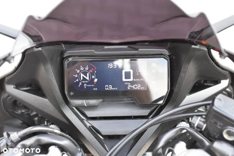 Honda CBR - 32