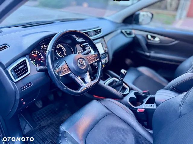 Nissan Qashqai 1.6 DIG-T Tekna - 25