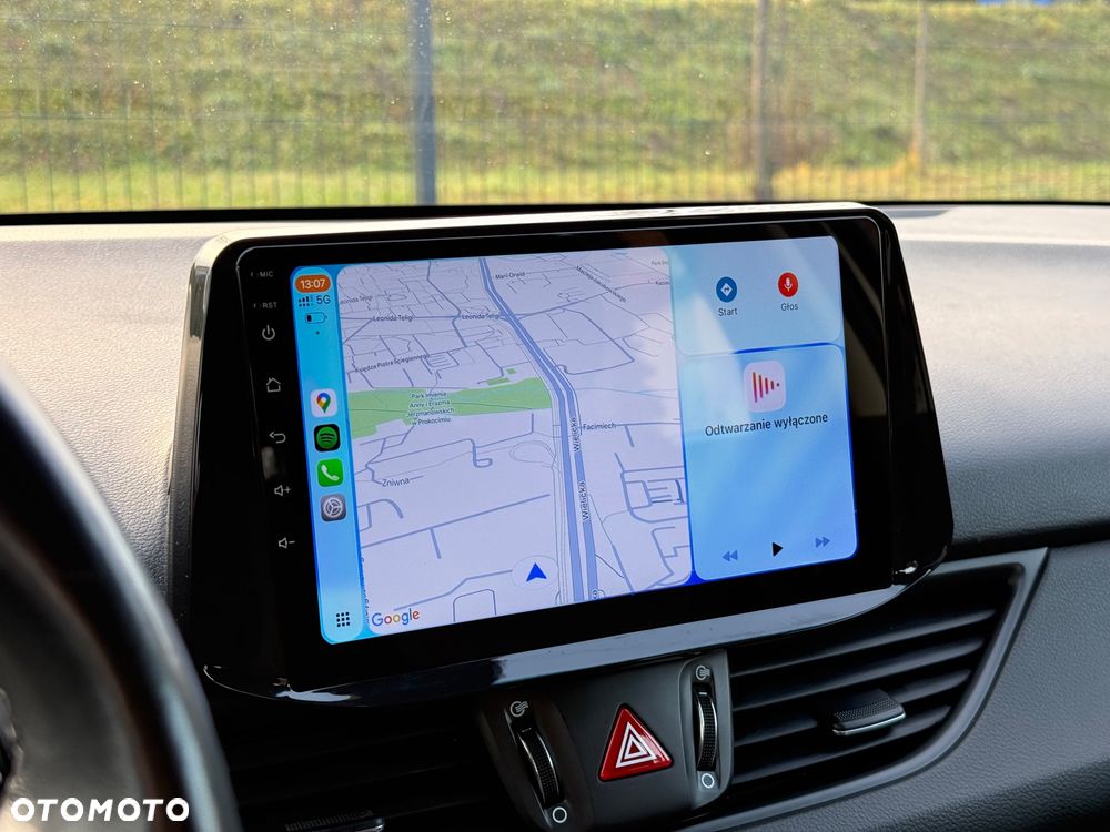 Hyundai i30 1.5 DPI Classic + - 9