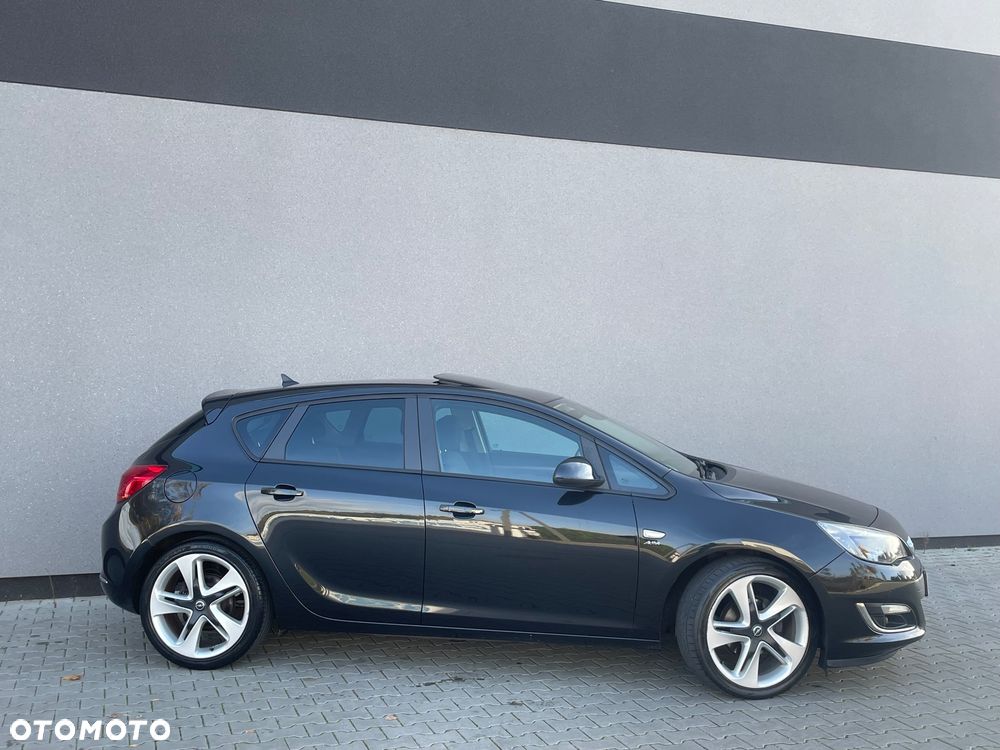 Opel Astra - 16