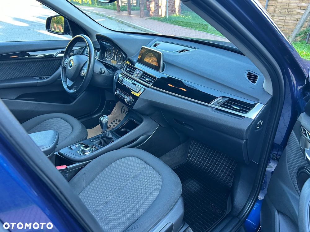 BMW X1 - 13