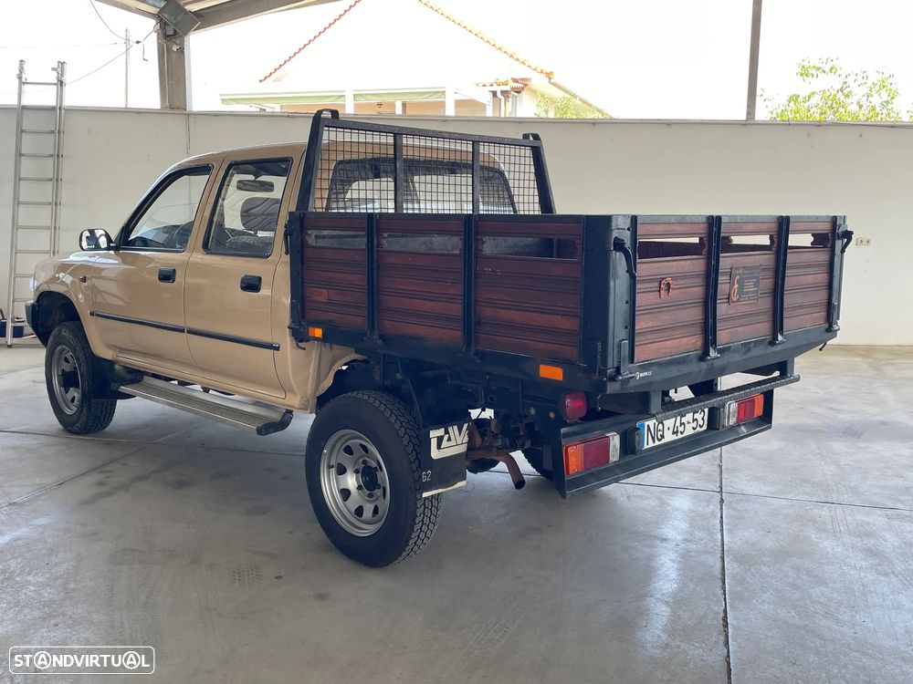 Toyota HILUX 2.4 D 4x4 C/DUPLA - 3