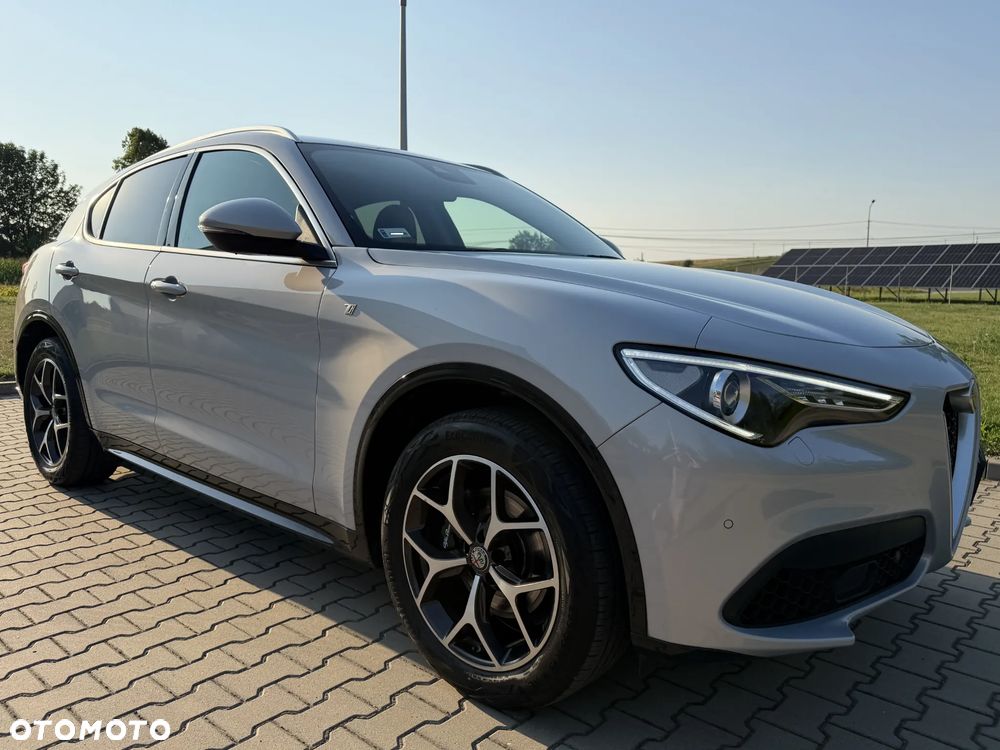 Alfa Romeo Stelvio 2.0 Turbo TI Q4 - 14
