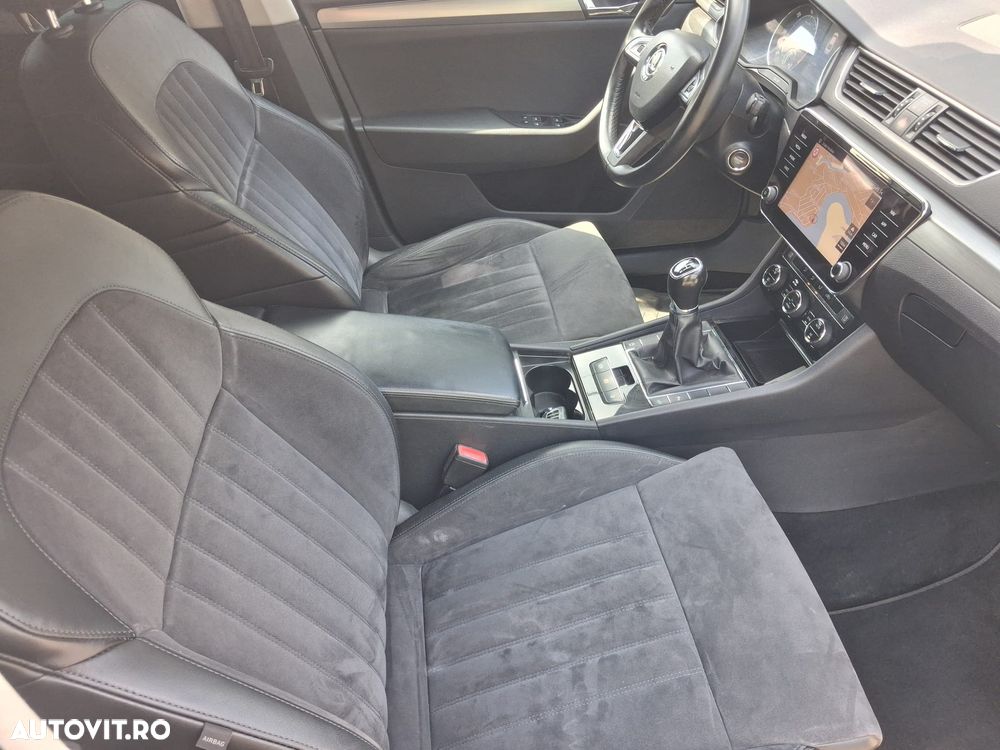 Skoda Superb 2.0 TDI Laurin & Klement - 21