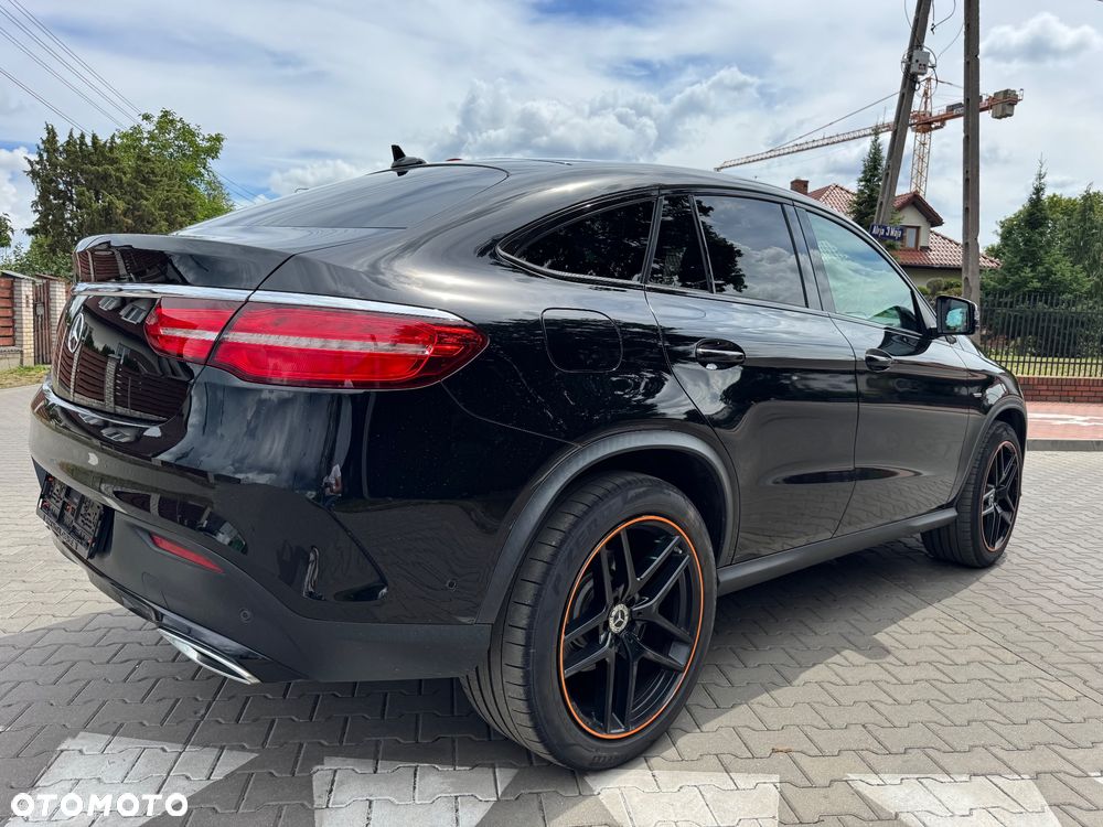 Mercedes-Benz GLE 350 d 4Matic 9G-TRONIC OrangeArt Edition - 10