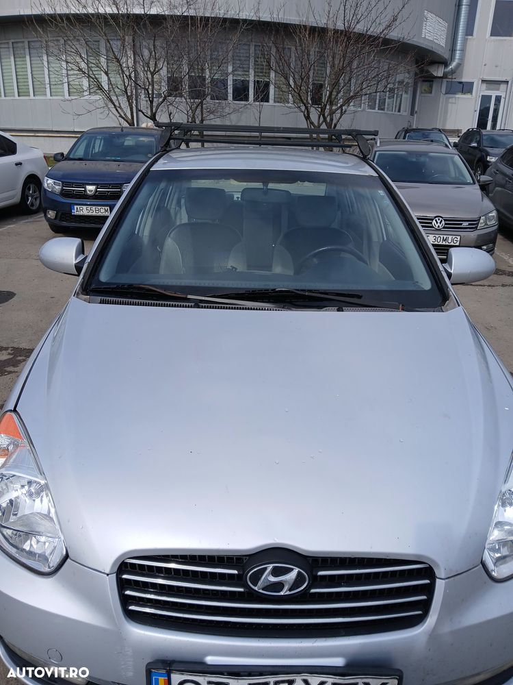 Hyundai Accent MC 1.5 CRDI GL - 1