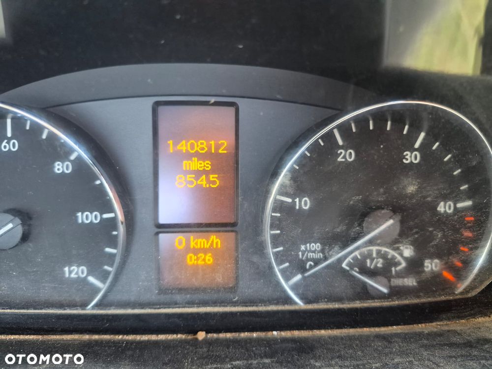 Mercedes-Benz Sprinter - 5