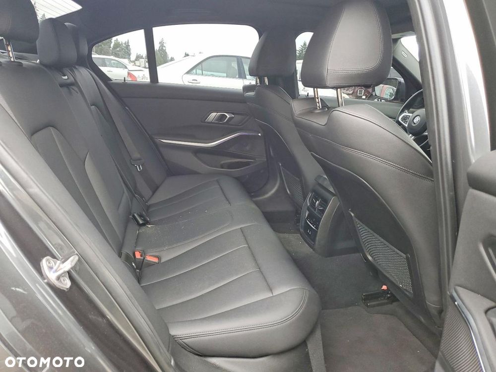BMW Seria 3 - 8