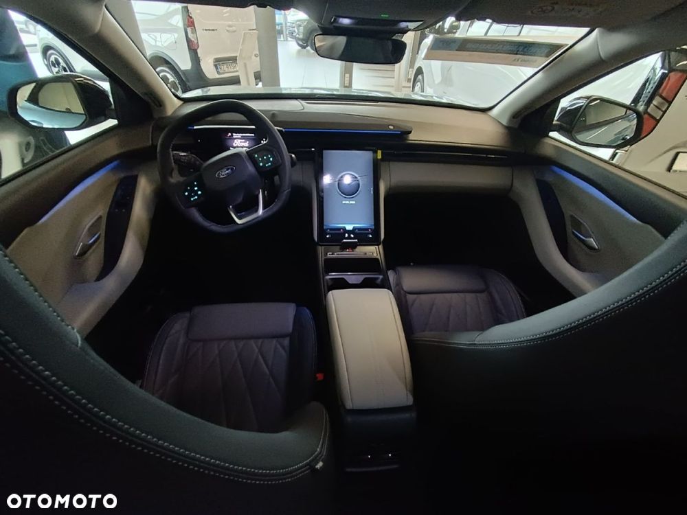 Ford Explorer - 11