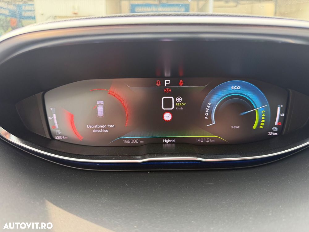 Peugeot 3008 PHEV 300 EAT8 4X4 GT - 9