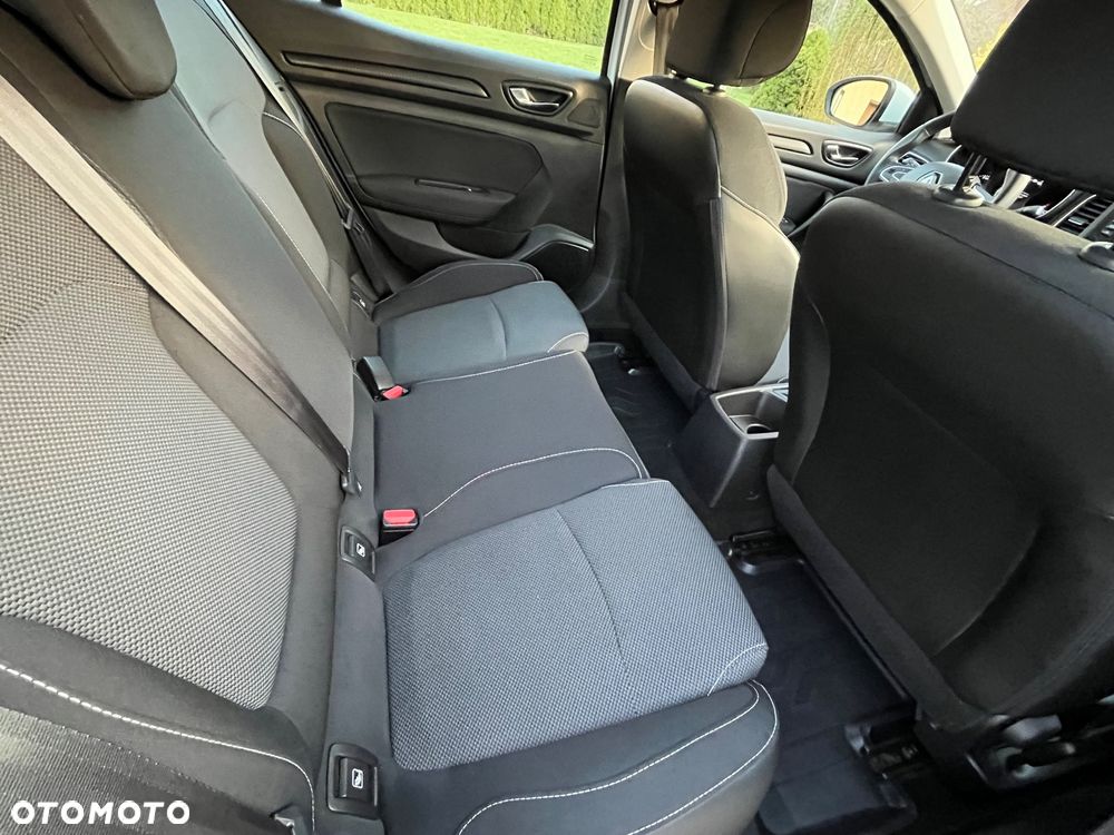 Renault Megane 1.6 SCe Life - 31