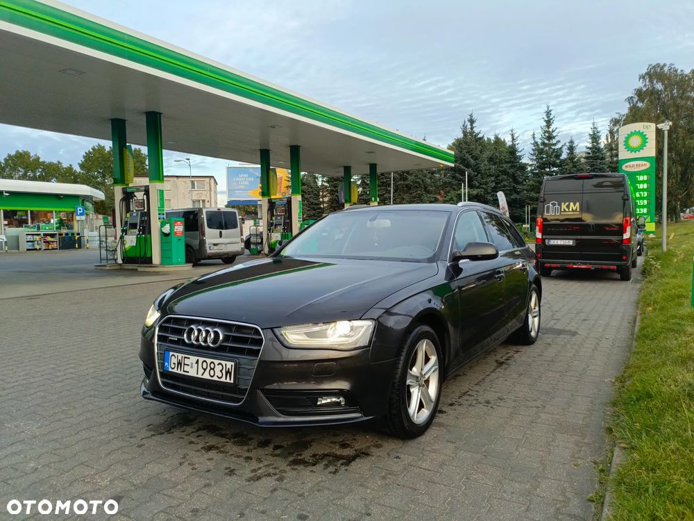 Audi A4 Avant - 4