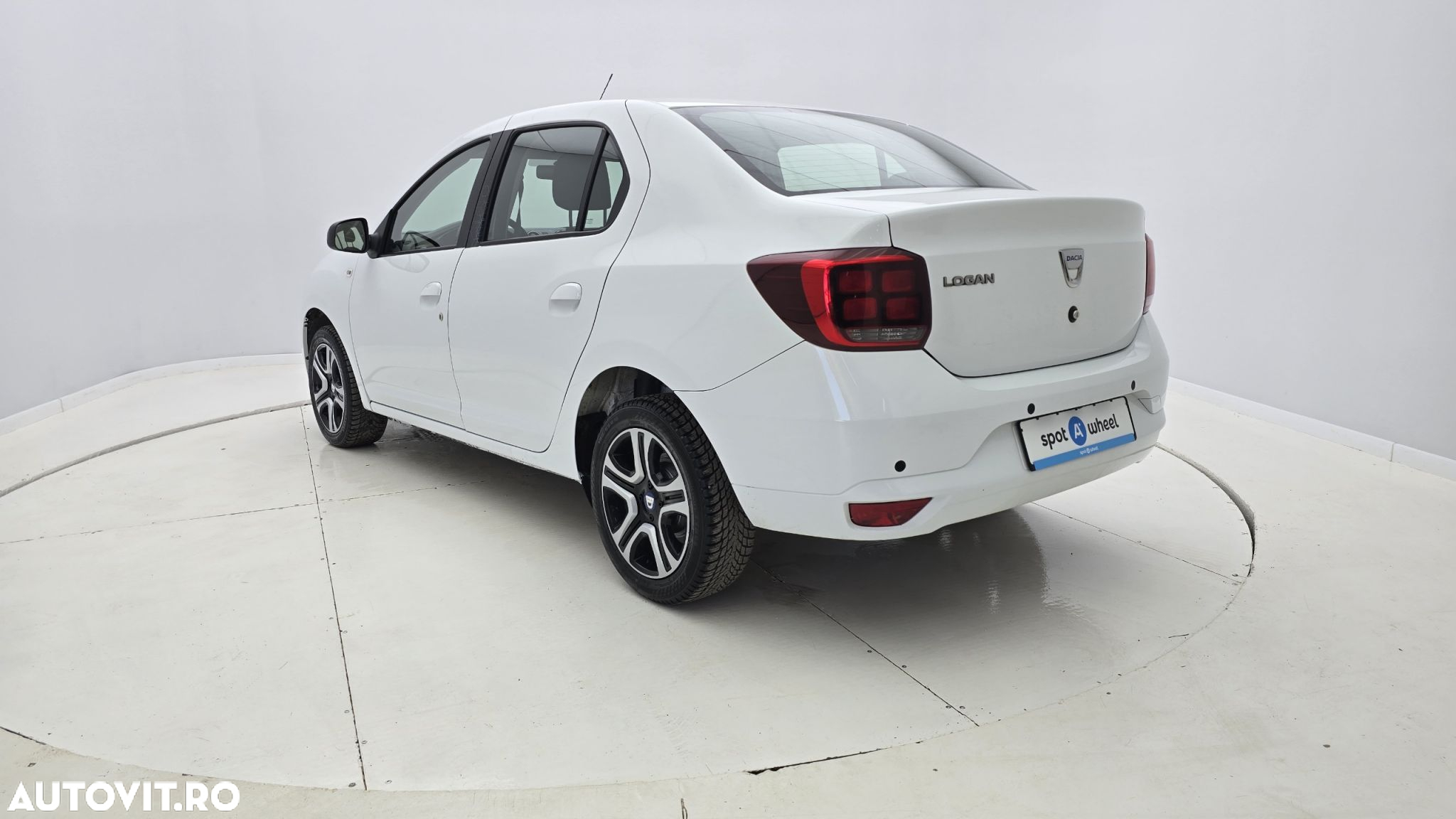Dacia Logan - 8