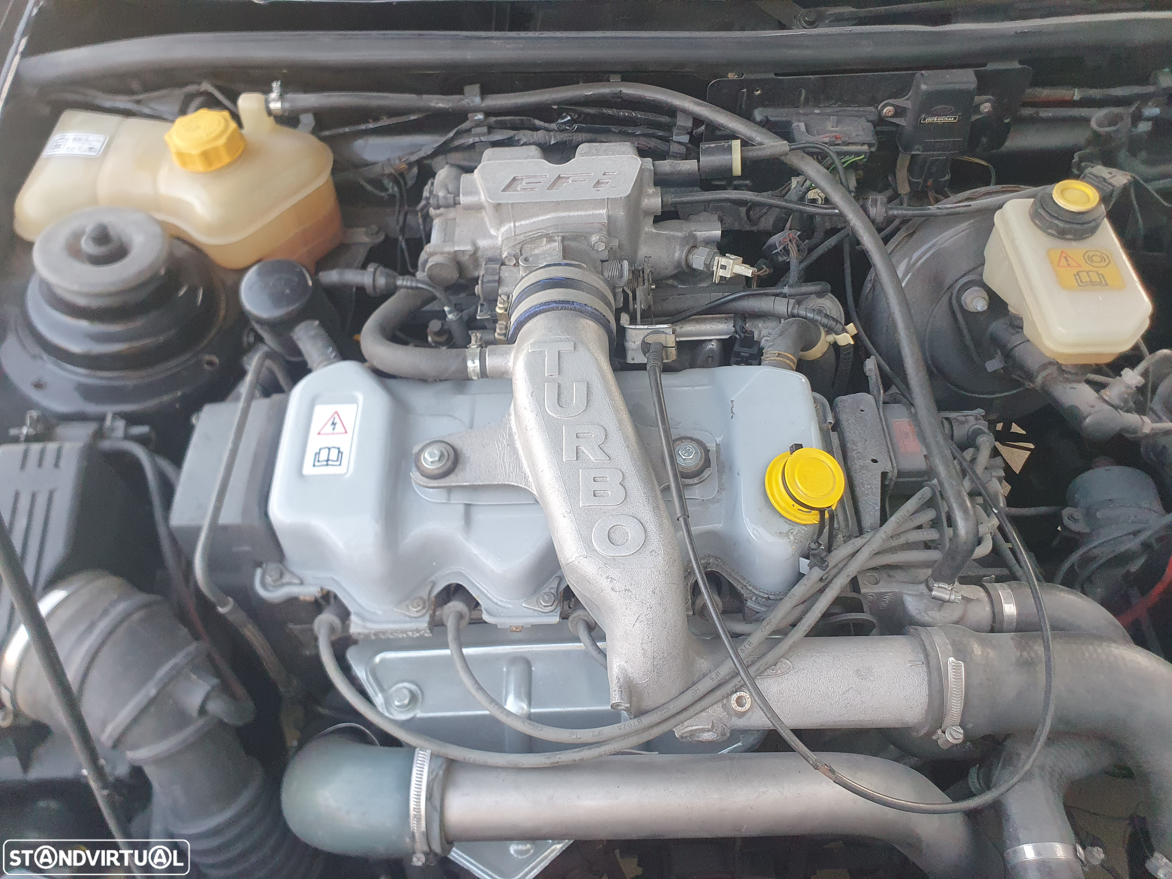 Ford Fiesta 1.6 Turbo - 37