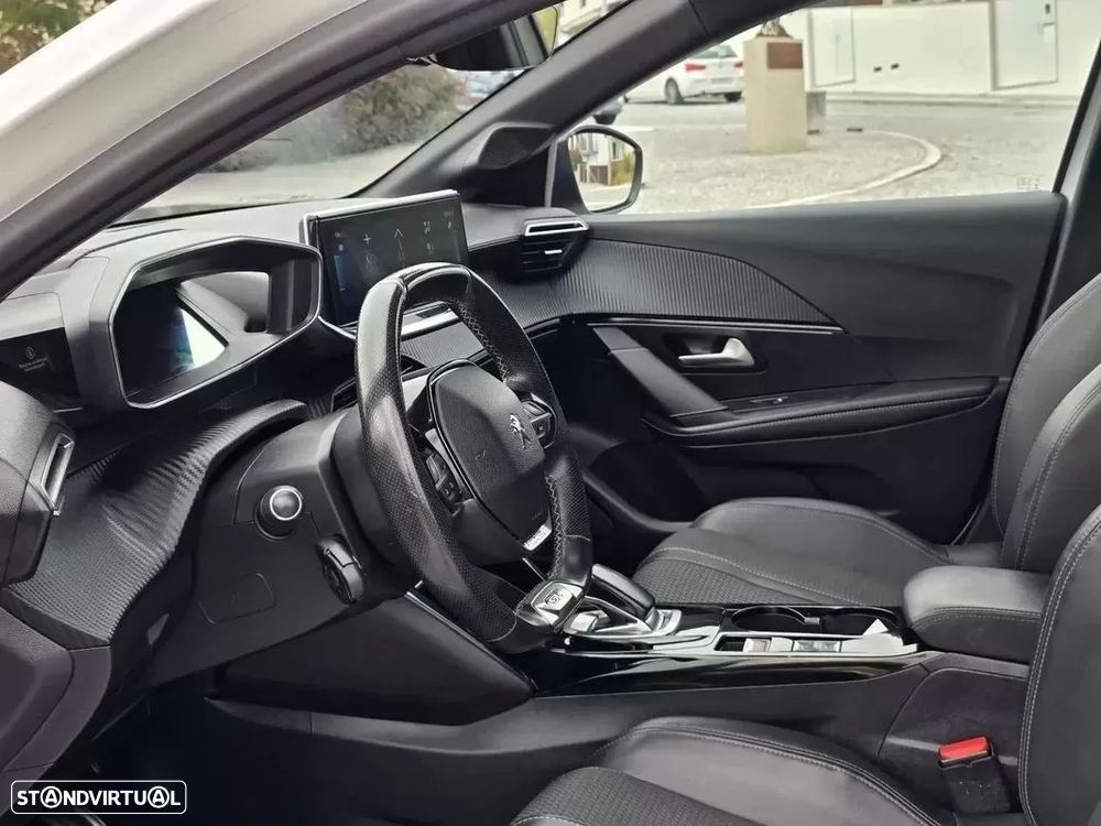 Peugeot e-208 50 kWh GT Line - 19