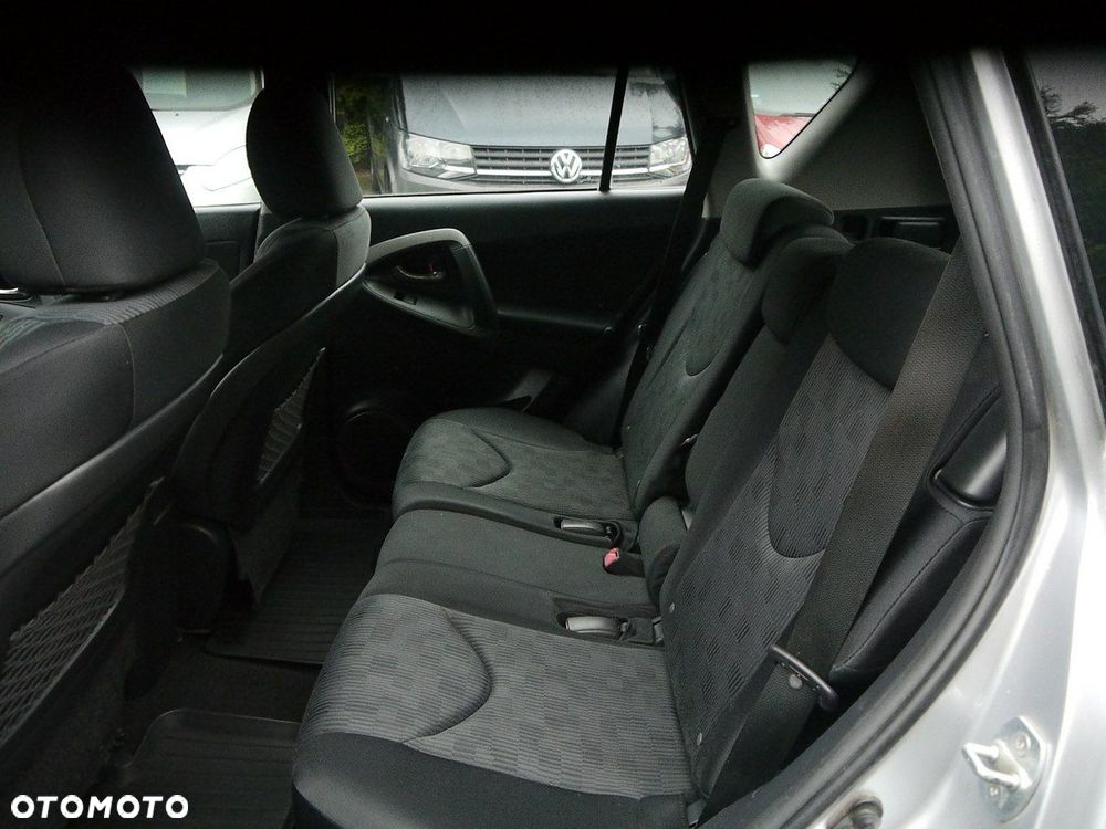 Toyota RAV4 2.2 D-4D 4x4 Sol - 31