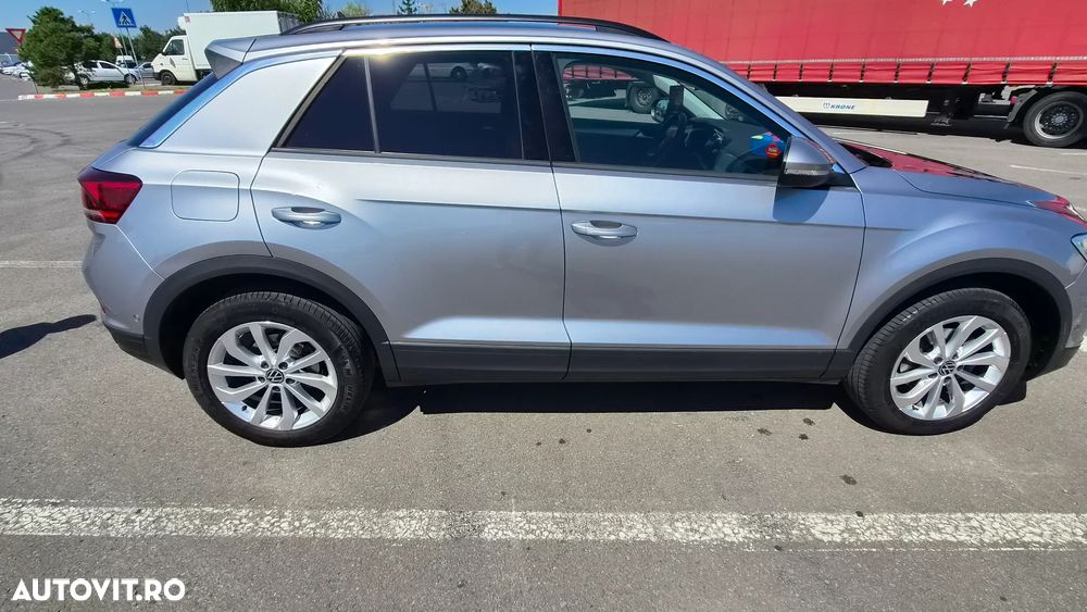 Volkswagen T-Roc 1.5 TSI DSG Life - 17